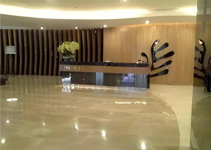 Apartment Book Me At Shore Residences Tower D Near Airport & Mall Of *