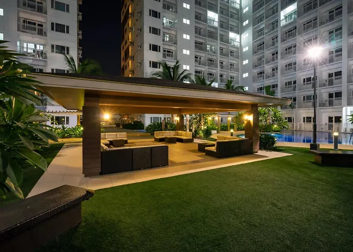 Book Me At Shore Residences Tower D Near Airport & Mall Of Apartment