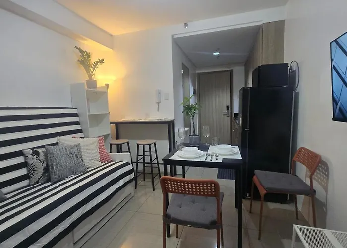 Apartment Book Me At Shore Residences Tower D Near Airport & Mall Of Manila