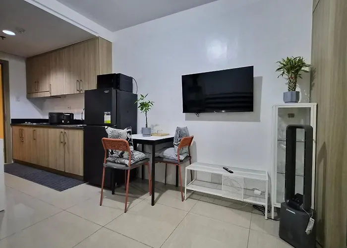Book Me At Shore Residences Tower D Near Airport & Mall Of Apartment
